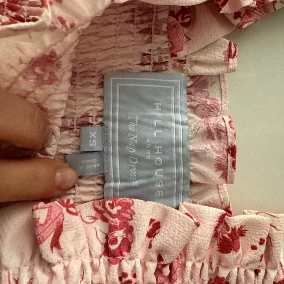 NWOT Hill House Home Ellzabeth Nap Dress Crepe Love Letters Capsule - Picture 2 of 4